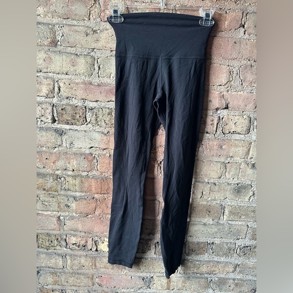 lululemon athletica Black High-Waisted Capris - Picture 2 of 6